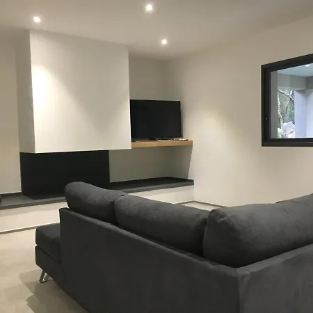 Villa Neuve Climatisee Piscine Privee Et Chauffee Conca